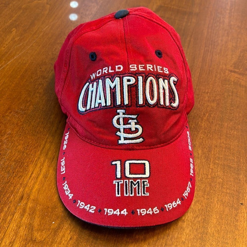 Fan Favorite MLB St. Louis Cardinals Ten Time World Series Champions Cap